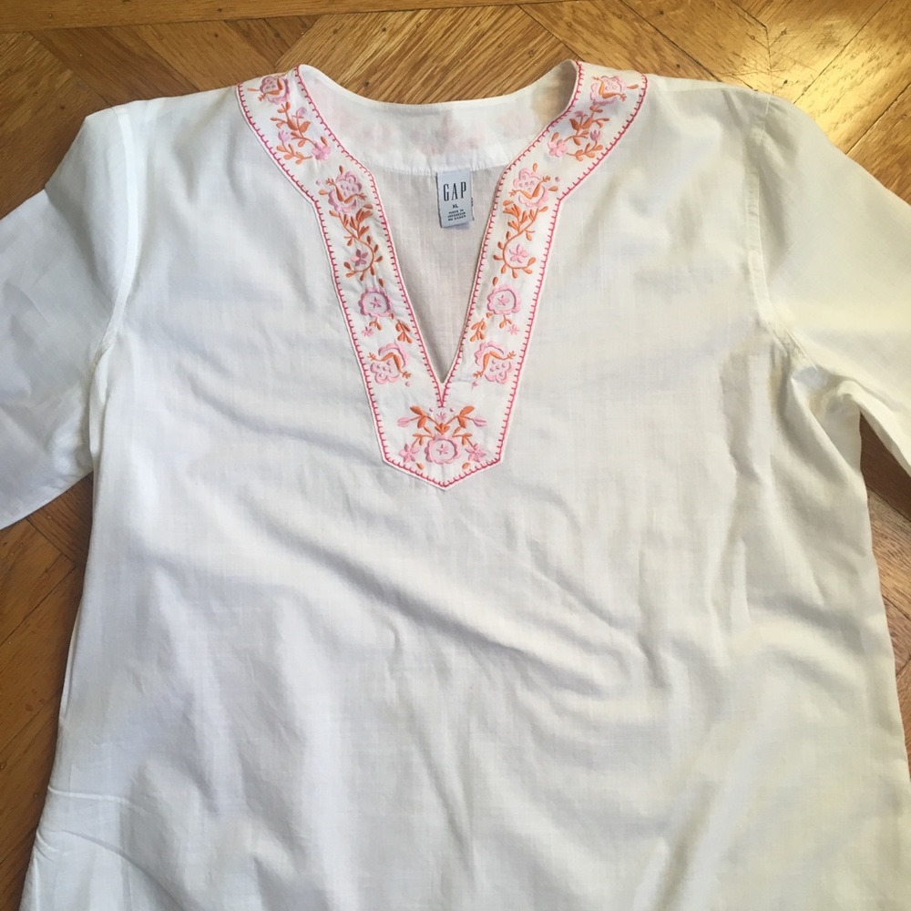 GAP White Tunic Cotton Top Quarter Length Sleeve
